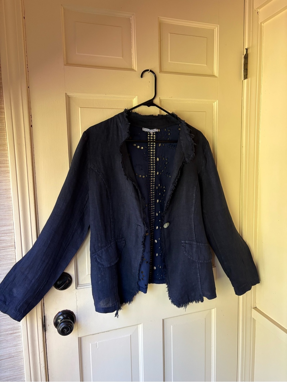 Tempo Paris Navy Frayed-Edge Single Button Blazer, 100% Linen - Picture 3 of 8